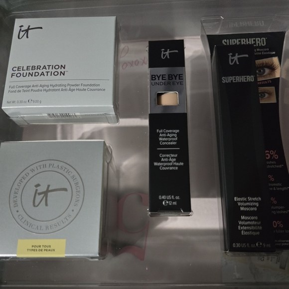 IT Cosmetics Superstar Makeup Collection - Picture 4 of 10